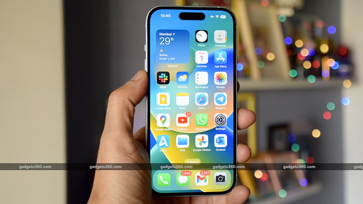 iPhone 15 Becomes the Best-Selling Smartphone of 2024, Samsung Also on the List With 3 Models: Canalys