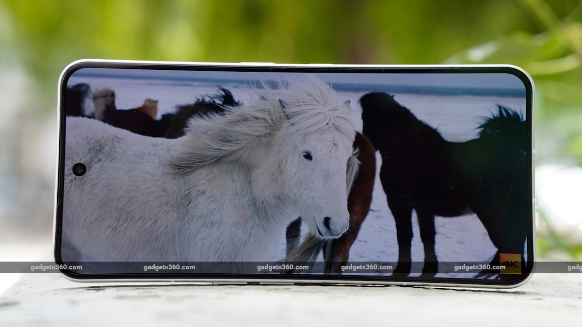nothing phone 3 review 14 nothing-phone-3